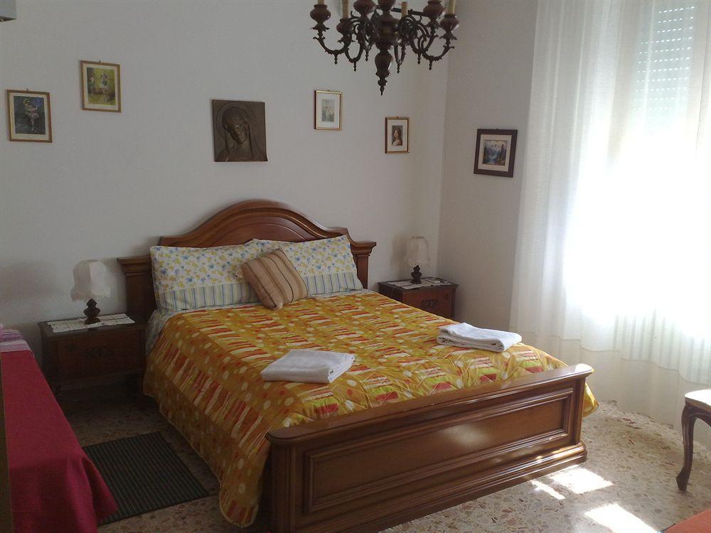 Bed and Breakfast A Casa Doina Airport2 Piza Zewnętrze zdjęcie