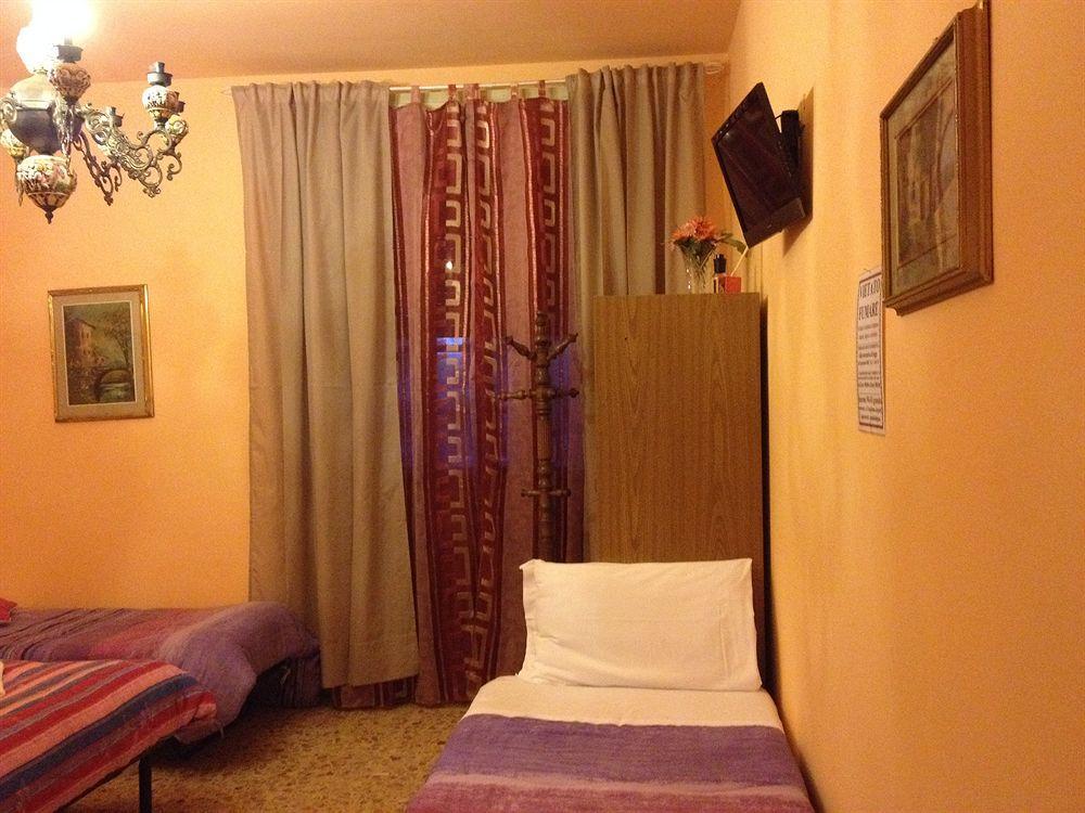 Bed and Breakfast A Casa Doina Airport2 Piza Zewnętrze zdjęcie