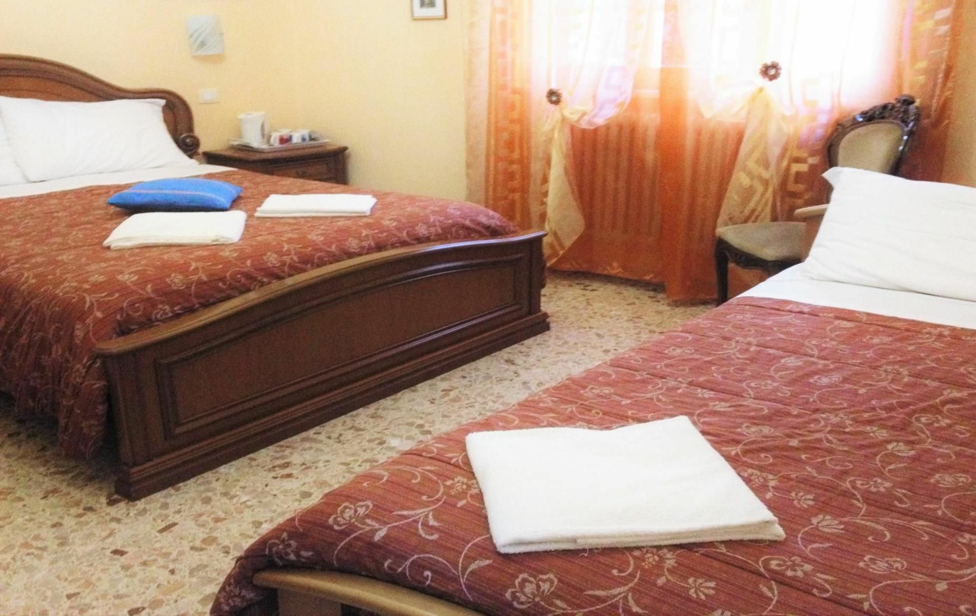 Bed and Breakfast A Casa Doina Airport2 Piza Zewnętrze zdjęcie